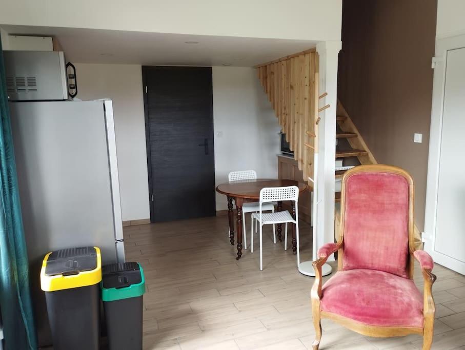 Appartement La Rose Du Bel Homme à Rocroi Extérieur photo